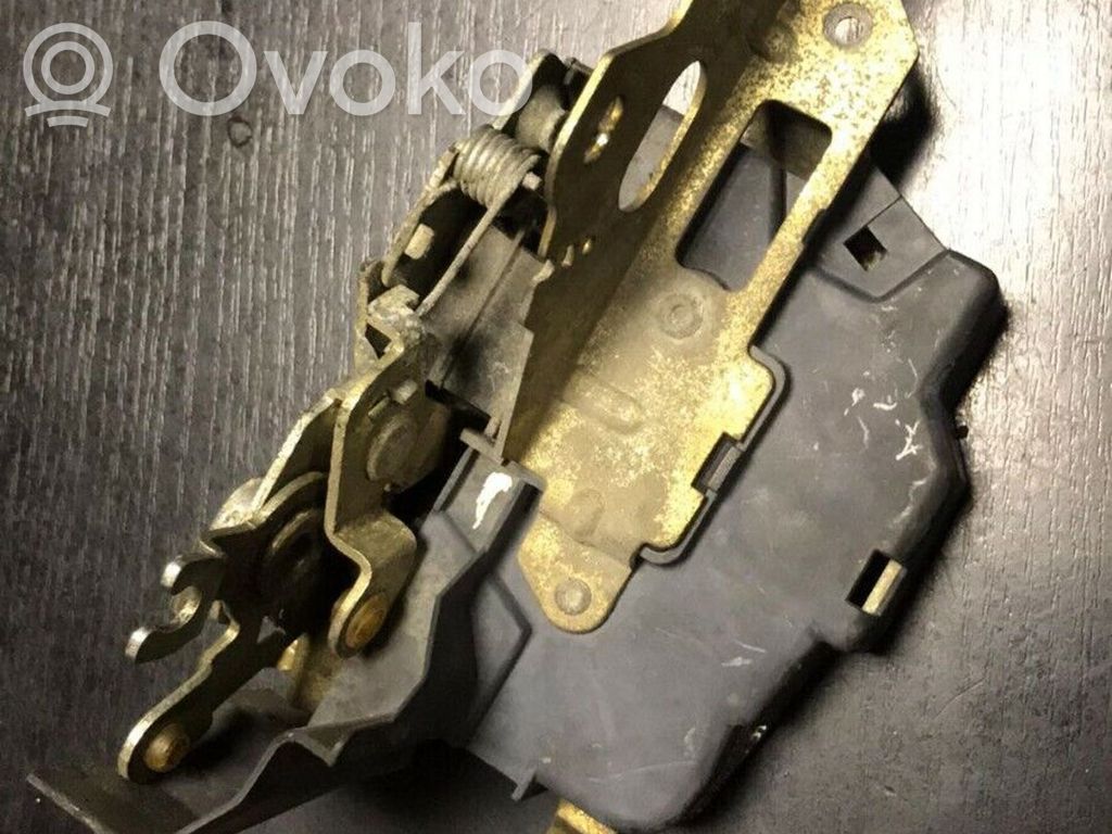 BMW 5 E34 Rear door lock 