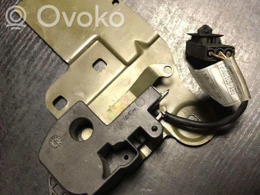 BMW 5 E34 Tailgate/trunk/boot lock/catch/latch 