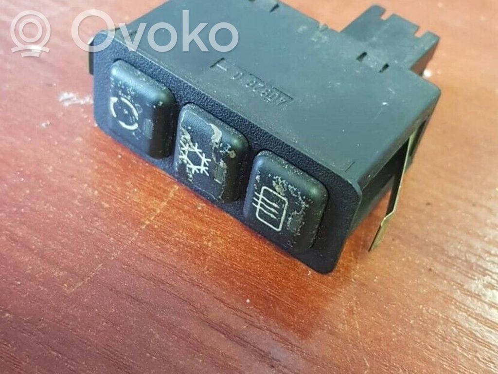 BMW 5 E34 Windscreen/window heater switch 