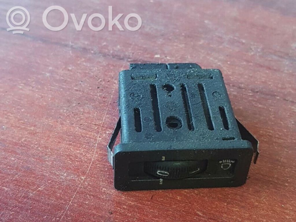 BMW 5 E34 Headlight level height control switch 