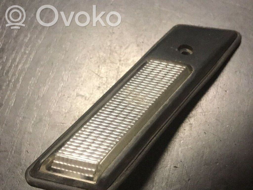 BMW 5 E34 Front fender indicator light 