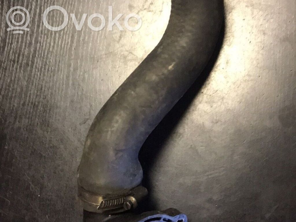 BMW 5 E34 Engine coolant pipe/hose 