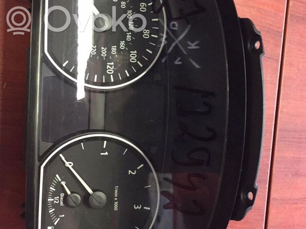 BMW 1 E81 E87 Speedometer (instrument cluster) 
