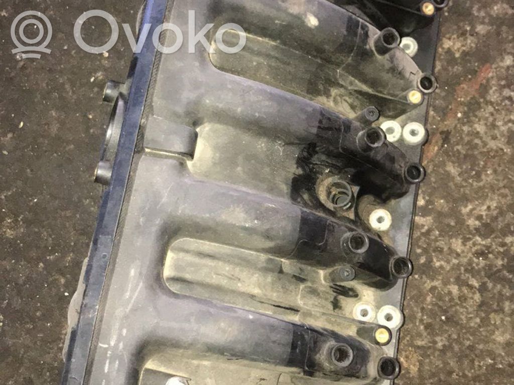 BMW 5 E39 Intake manifold 