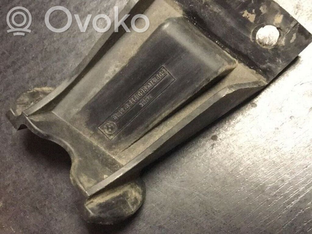BMW 3 E36 Rear bumper mounting bracket 
