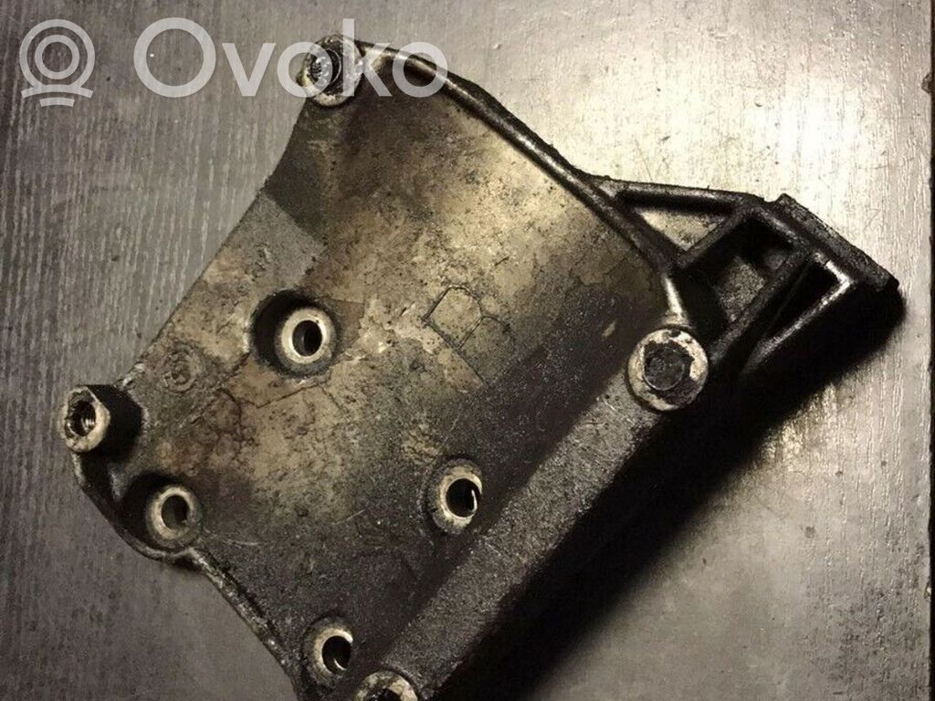 BMW 5 E39 A/C compressor mount bracket 