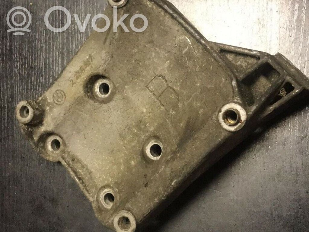 BMW 5 E39 A/C compressor mount bracket 