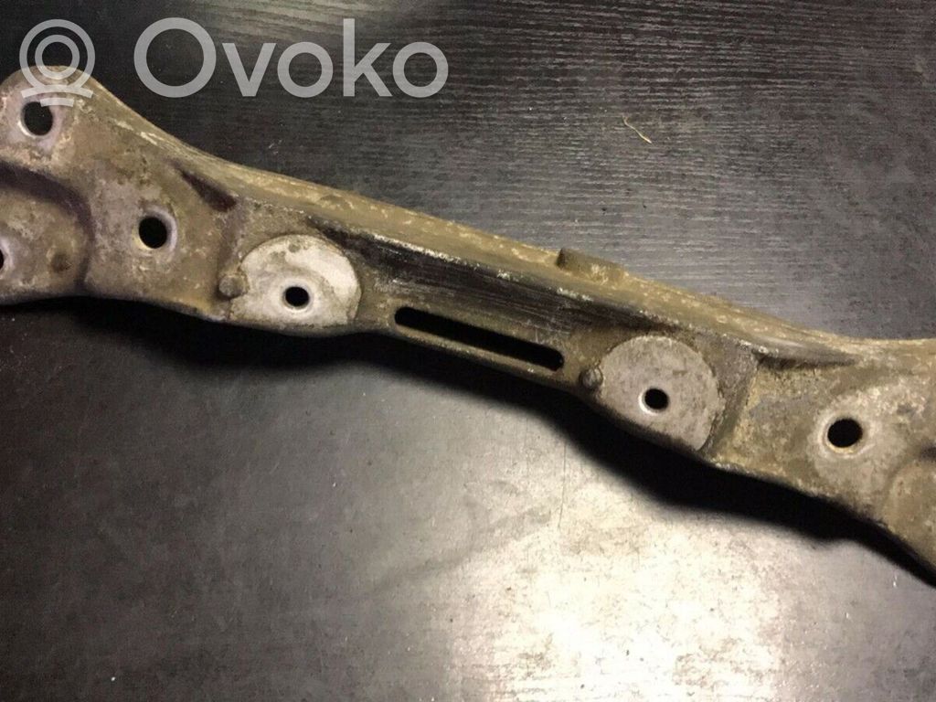 BMW 5 E39 Gearbox mounting bracket 