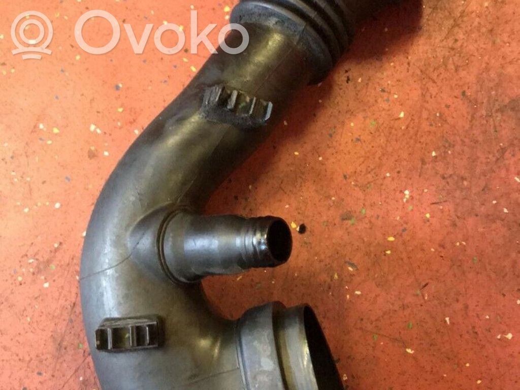 BMW 5 E60 E61 Air intake duct part 