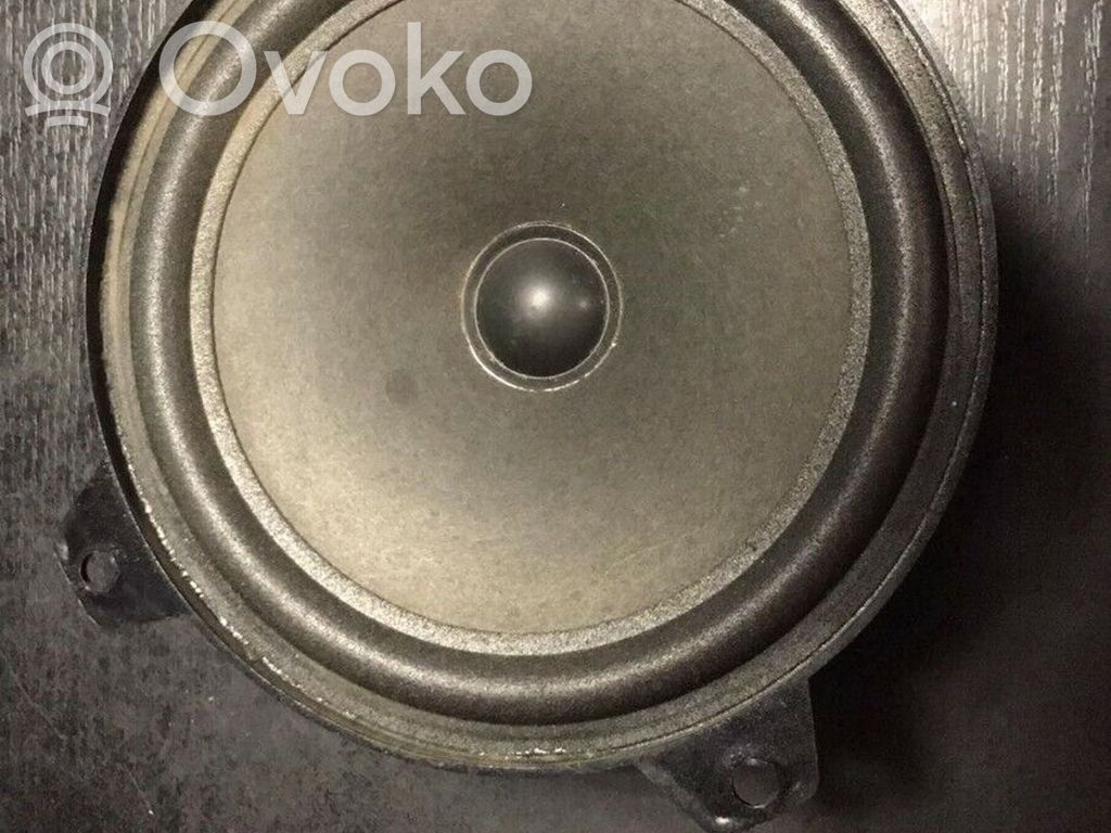 BMW 3 E46 Etuoven kaiutin 