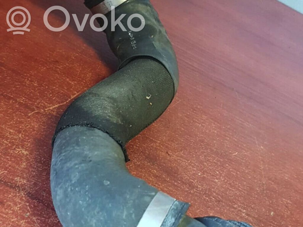 BMW 1 E82 E88 Engine coolant pipe/hose 