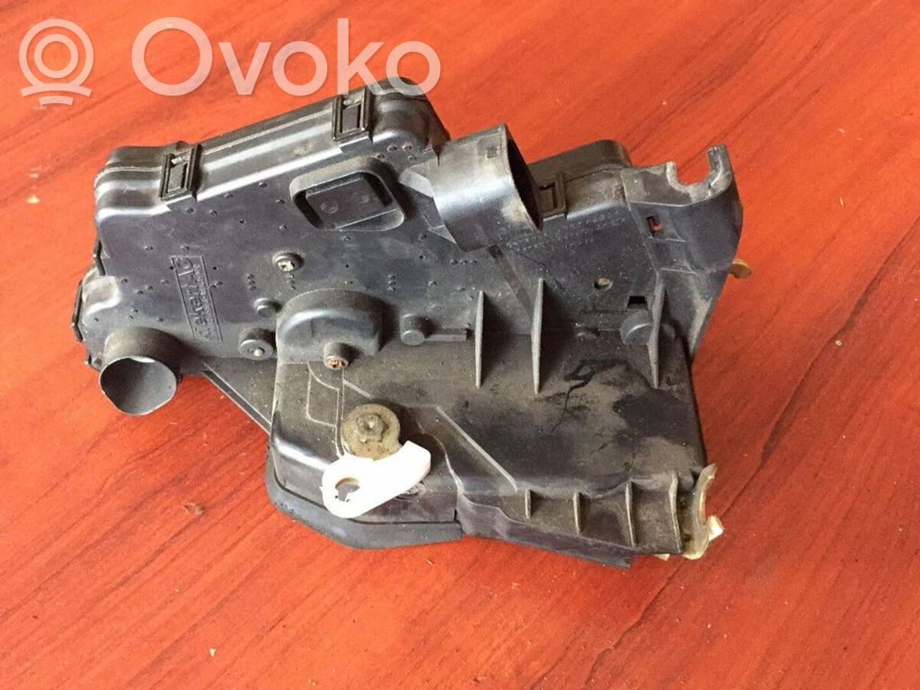 BMW 3 E46 Front door lock 