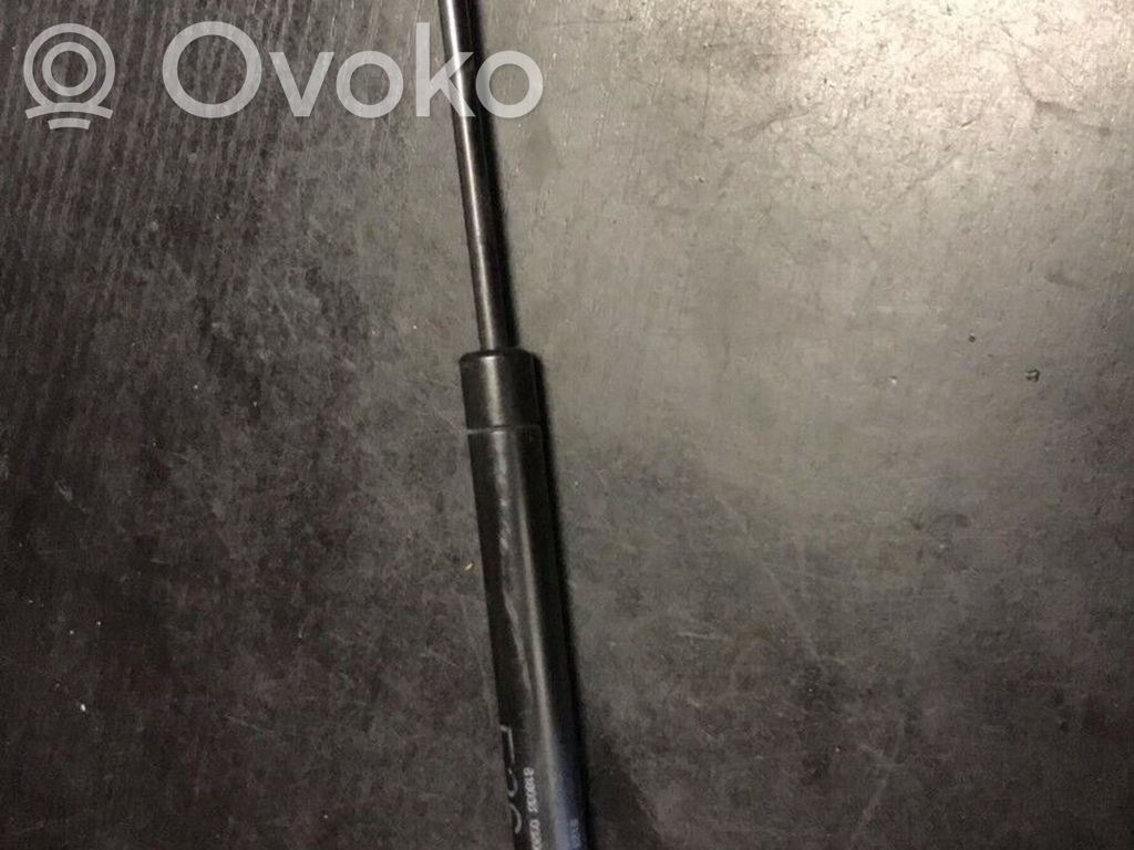 BMW 3 E36 Tailgate/trunk strut/damper 