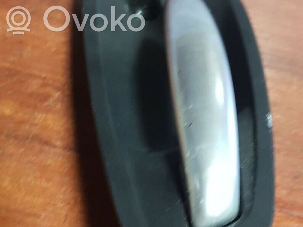 Front door interior handle   7147163