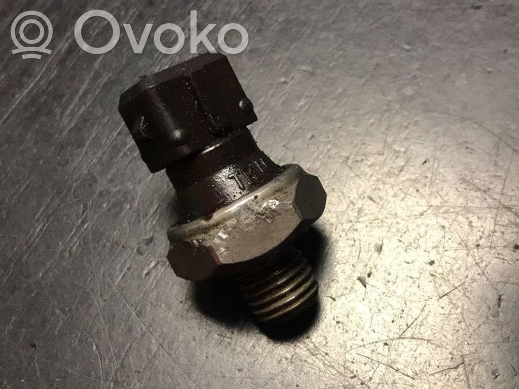 BMW 1 E81 E87 Oil pressure sensor 