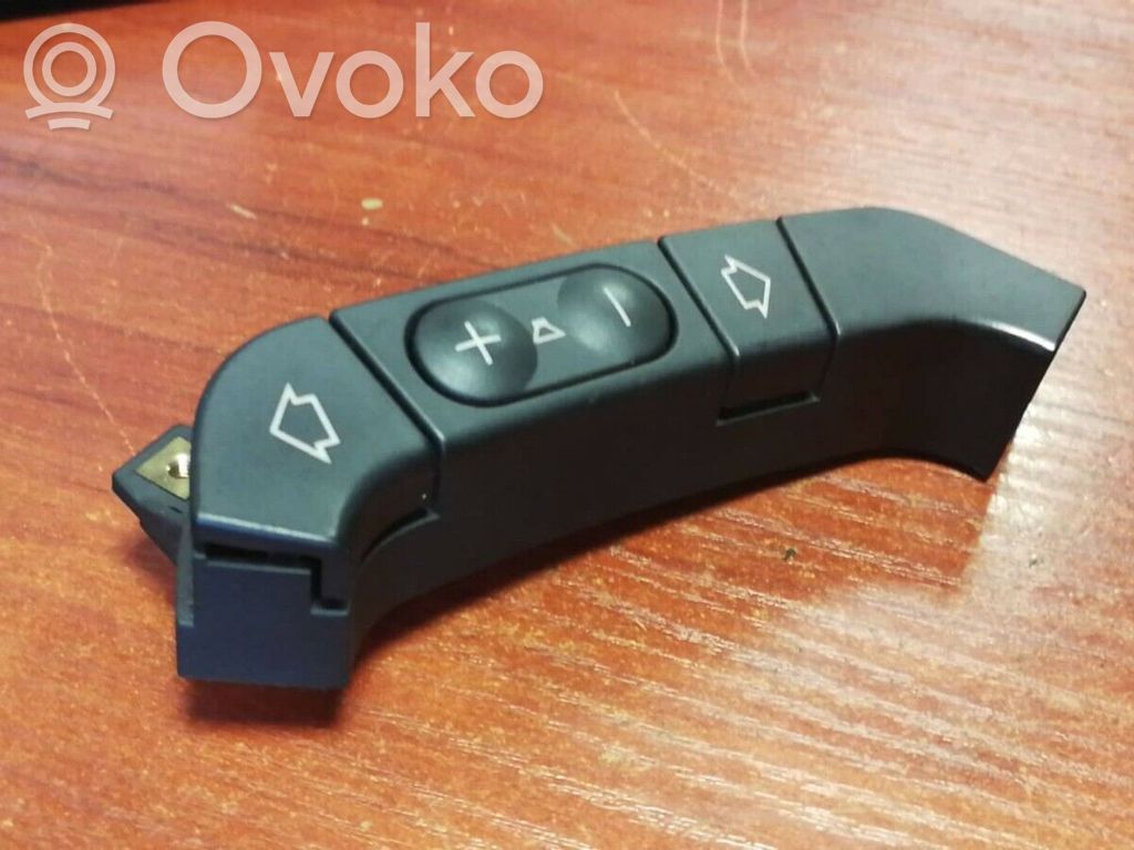 BMW 5 E39 Steering wheel buttons/switches 