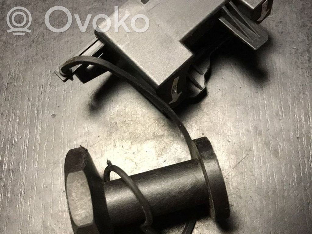 BMW 3 E46 Spare wheel bolt 