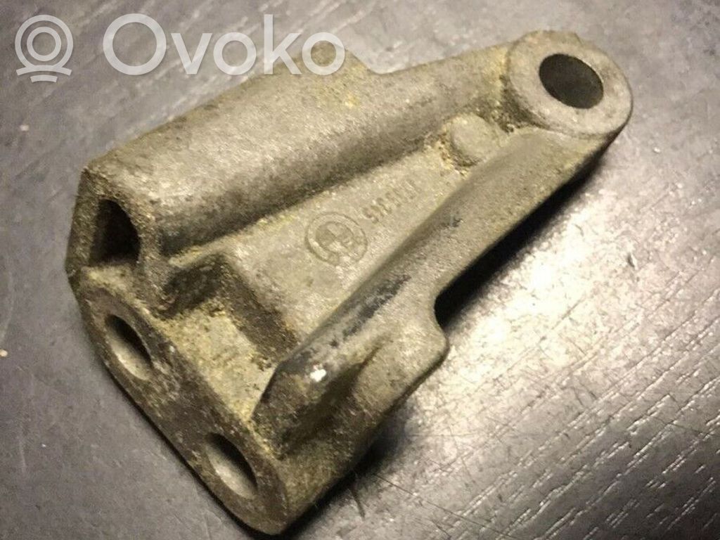 BMW 3 E46 Engine mounting bracket 