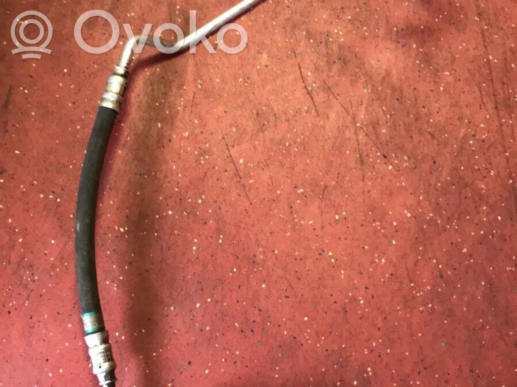 Air conditioning (A/C) pipe/hose   6989308