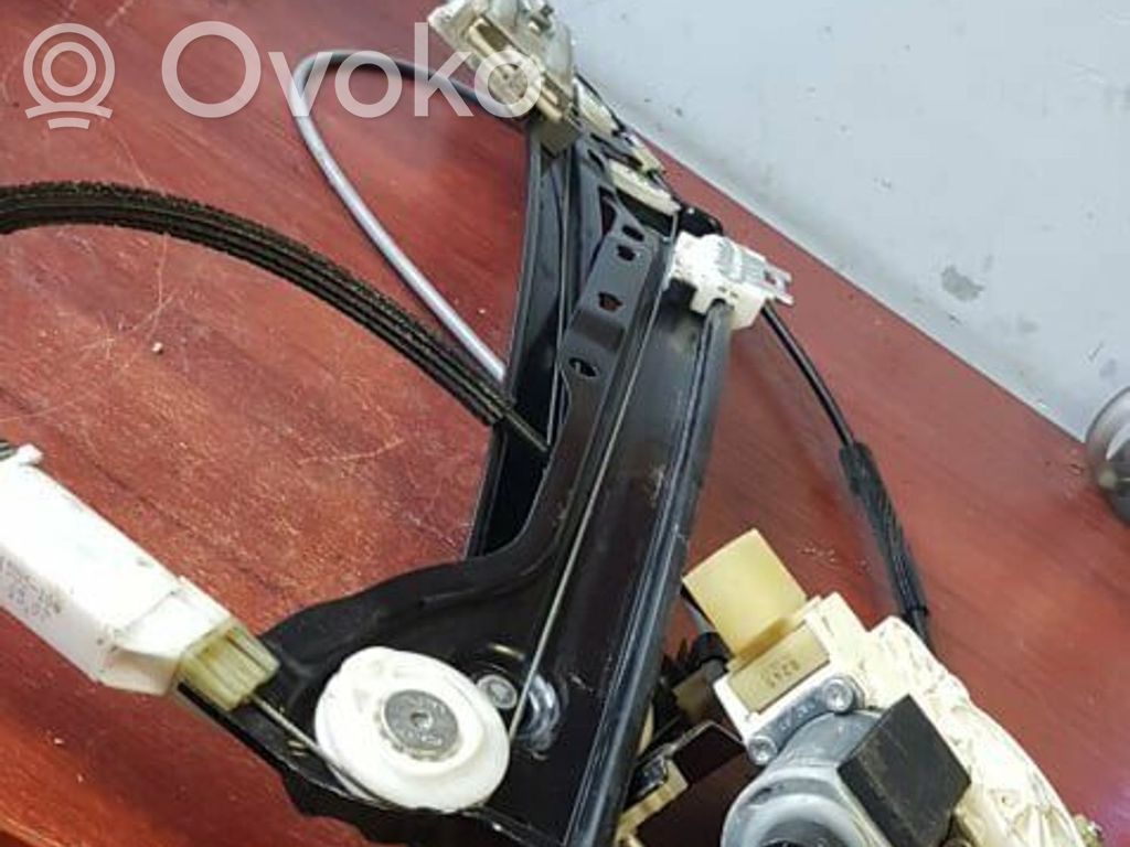 BMW 3 E92 E93 Front door window regulator with motor 