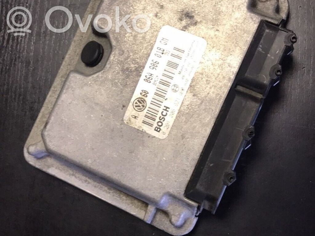 Volkswagen Golf IV Engine control unit/module 