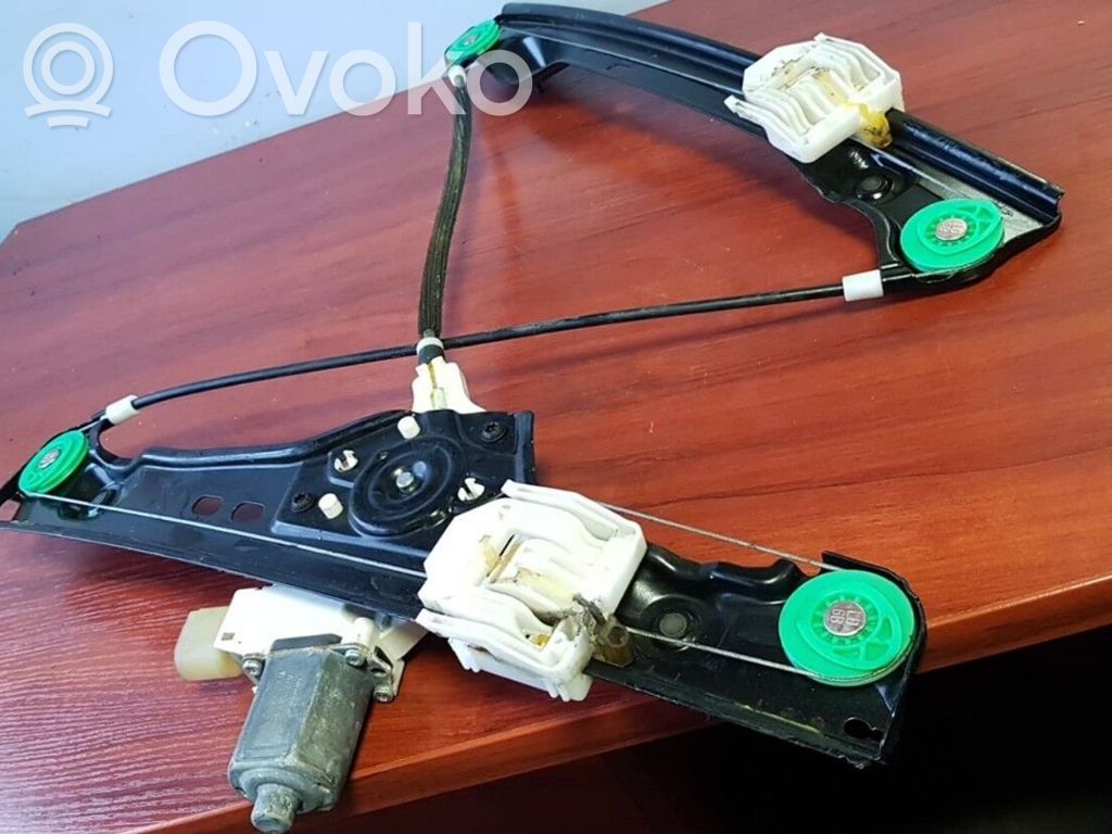BMW 3 E90 E91 Priekšpusē elektriskā loga pacelšanas mehānisma komplekts 