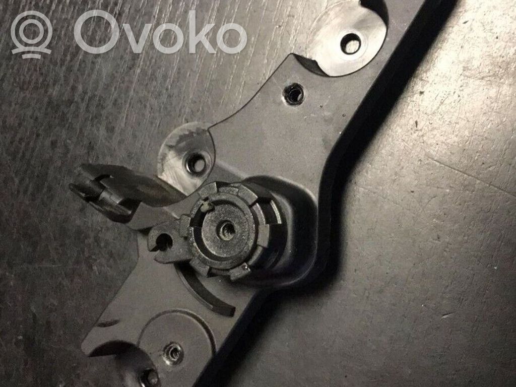 BMW 3 E90 E91 Engine bonnet (hood) release handle 