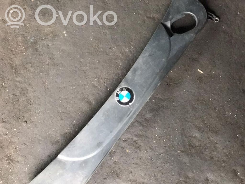 BMW 5 E60 E61 Dzinēja pārsegs (dekoratīva apdare) 