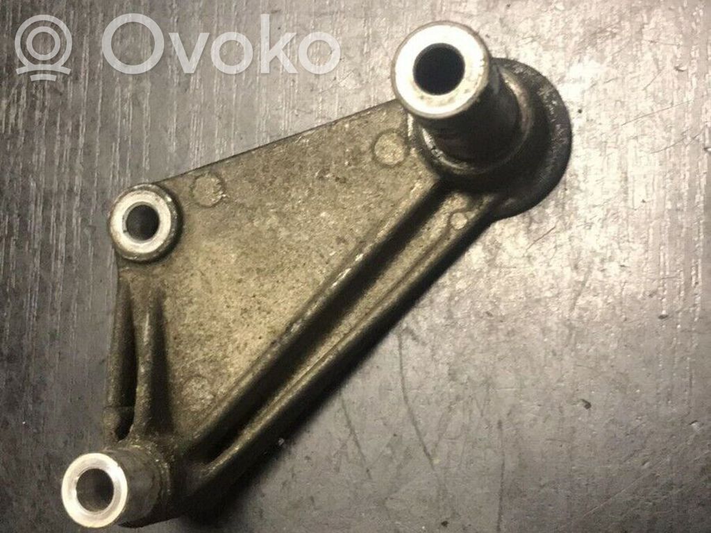 BMW 5 E39 Kita variklio detalė 