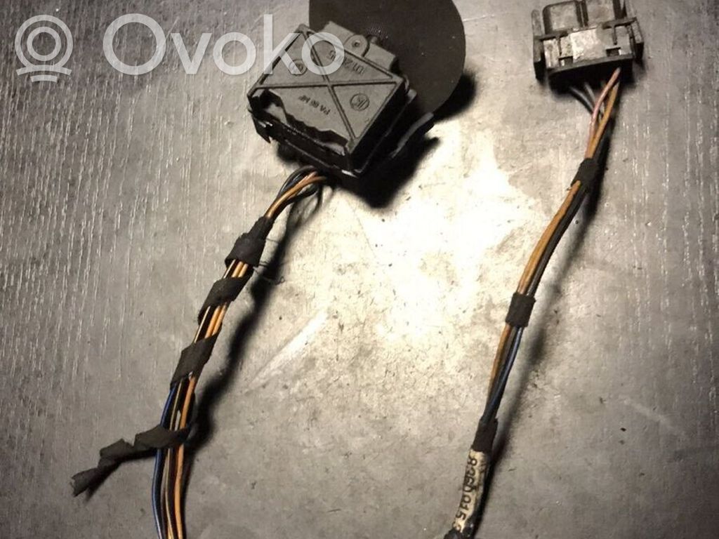 Wiper control stalk   1393302