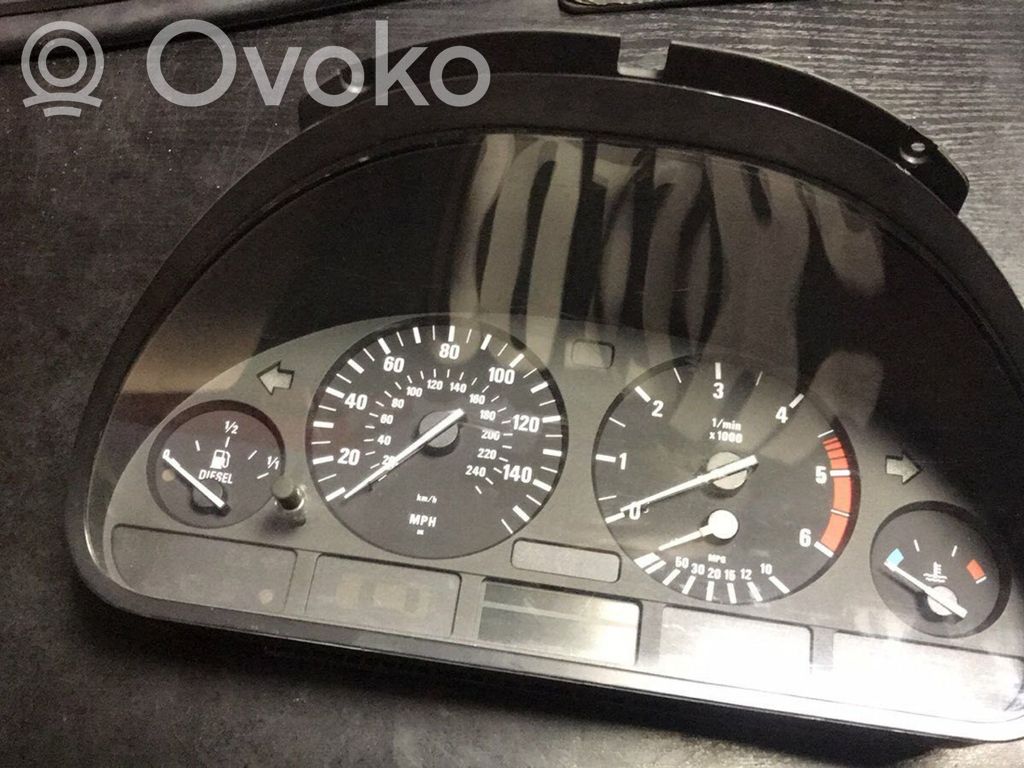 BMW 5 E39 Speedometer (instrument cluster) 