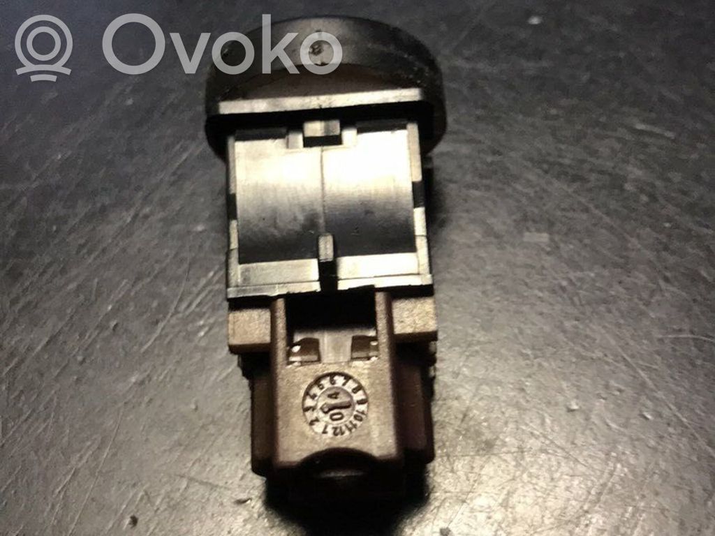 Citroen C5 ESP (stability program) switch 