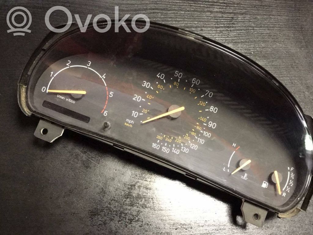 Saab 9-3 Ver1 Geschwindigkeitsmesser Cockpit 