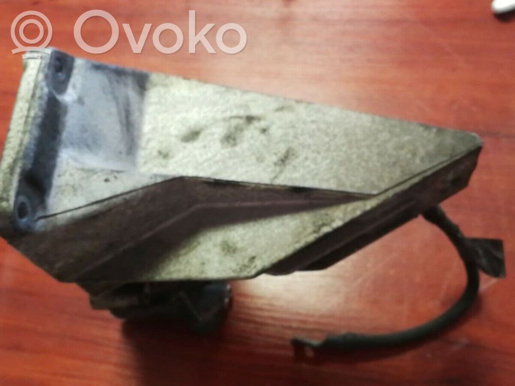BMW X5 E53 A/C compressor mount bracket 