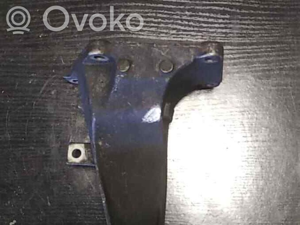 BMW 3 E36 Engine mounting bracket 