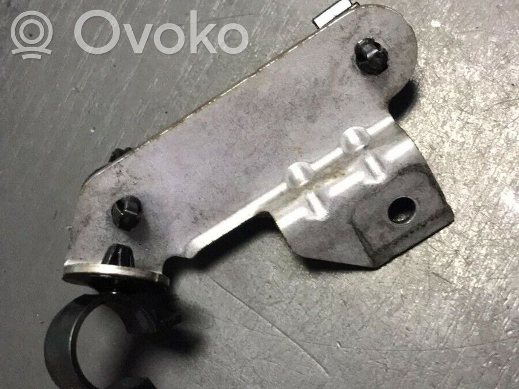 BMW 1 E81 E87 Engine mounting bracket 