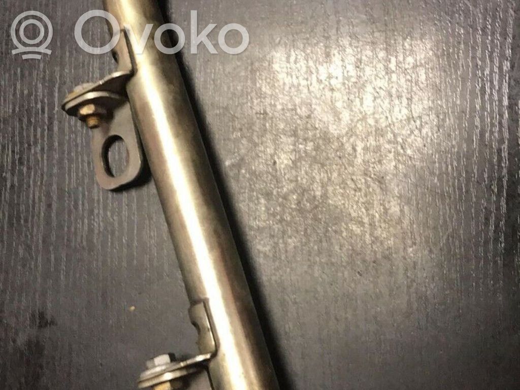 BMW 3 E92 E93 Caurulīte (-es) / šļūtene (-es) 