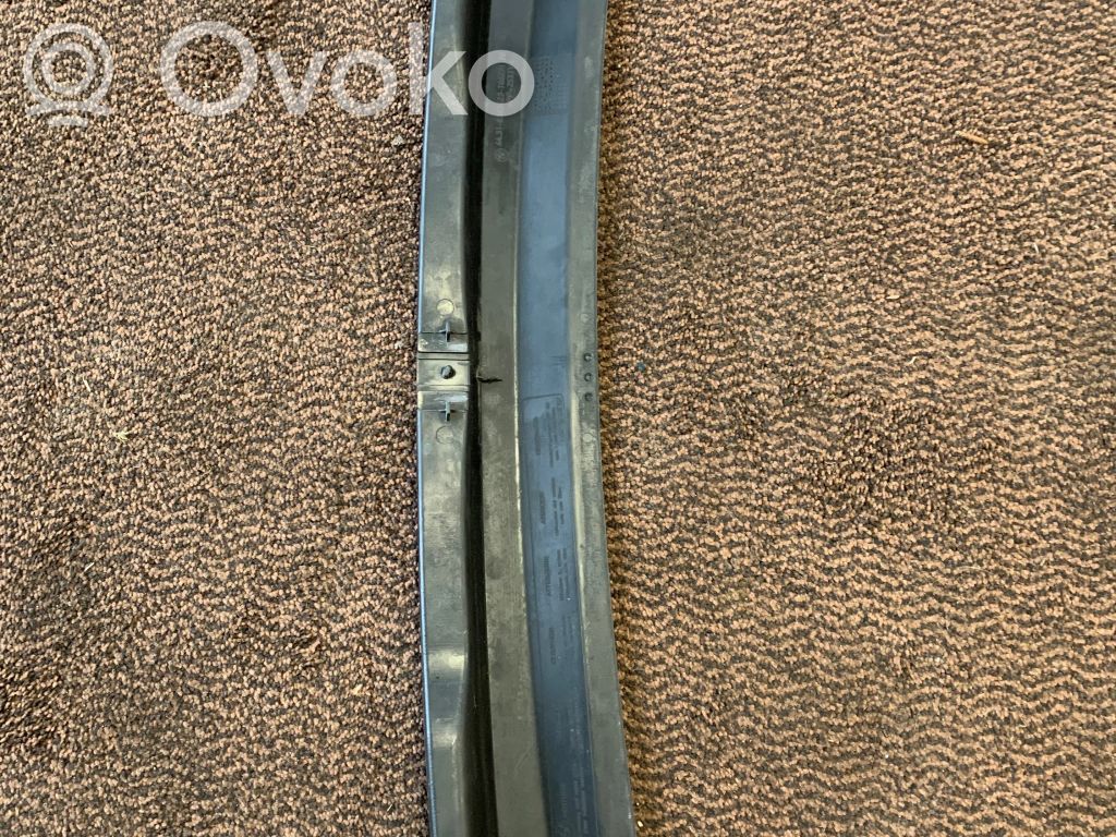 BMW 3 E46 Salono oro mazgo plastikinis korpusas 