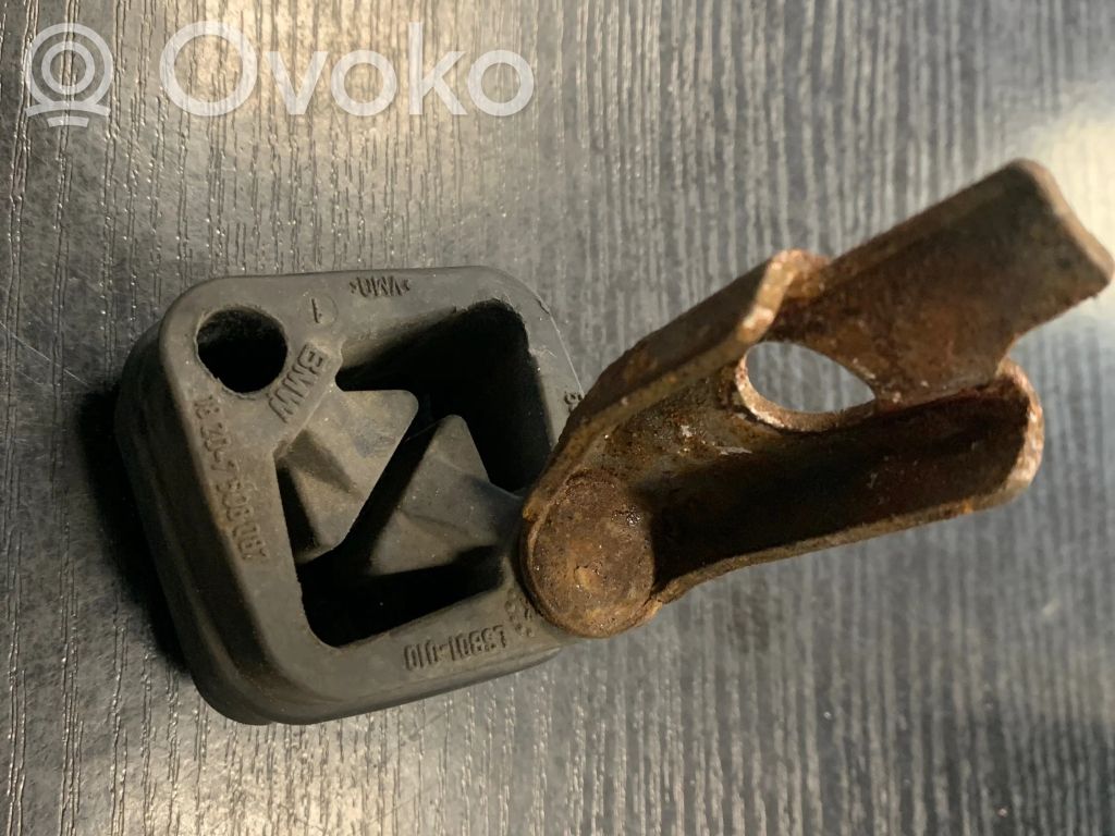 Muffler mount bracket/holder   7508087,18207508087,18207585359,18207833206,18307525615,7525615,7526193,7546500,7578238,7585358,7585359,7589950,7833206,WCS000110