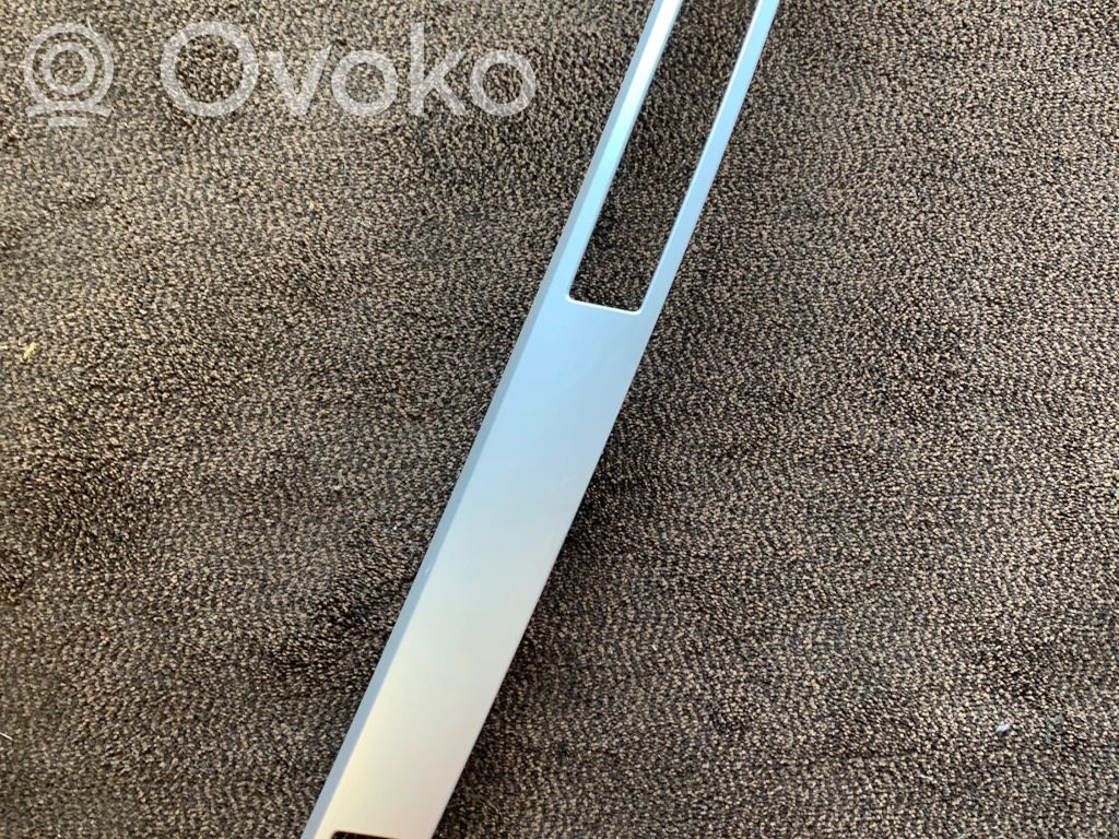 BMW 3 E90 E91 Kita salono detalė 
