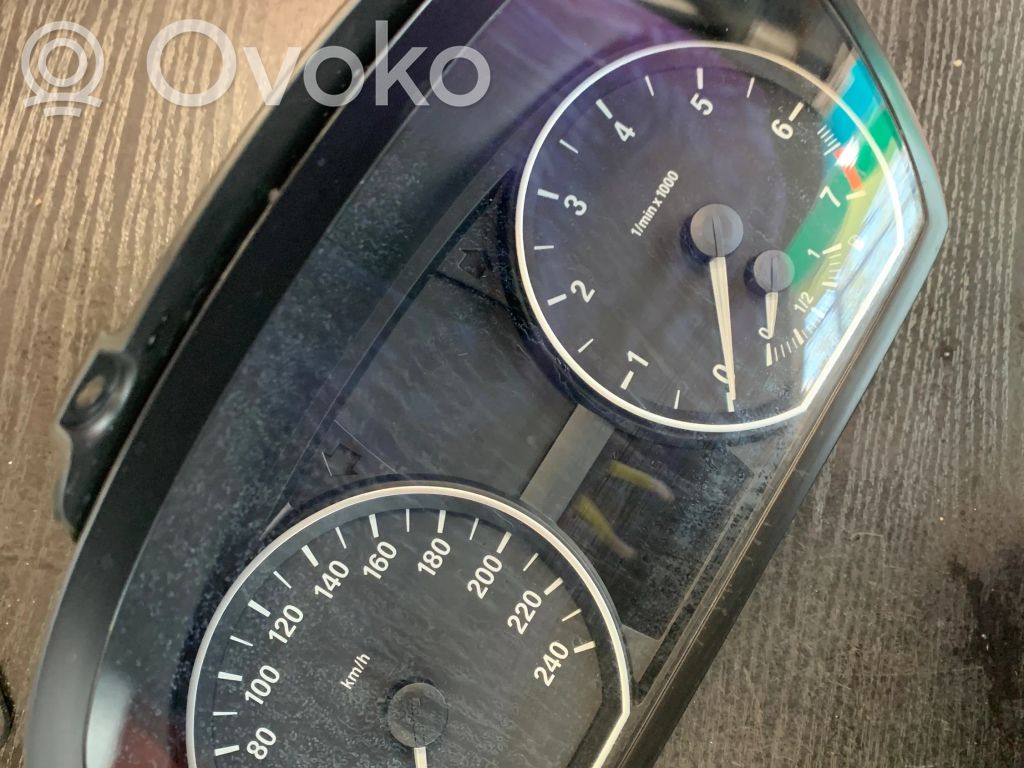 BMW 1 E81 E87 Speedometer (instrument cluster) 