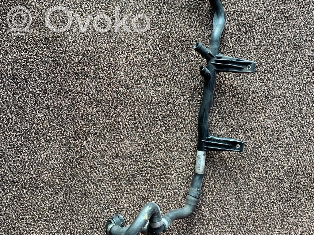 BMW 1 E81 E87 Engine coolant pipe/hose 