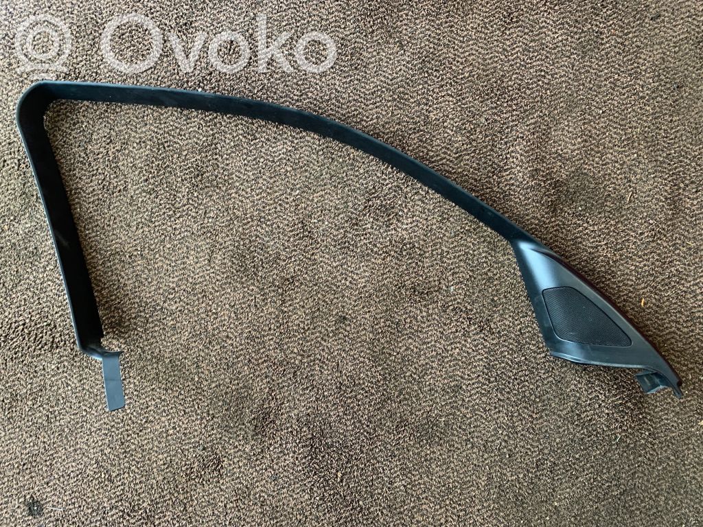 BMW 1 E81 E87 Listwa / Uszczelka szyby drzwi 