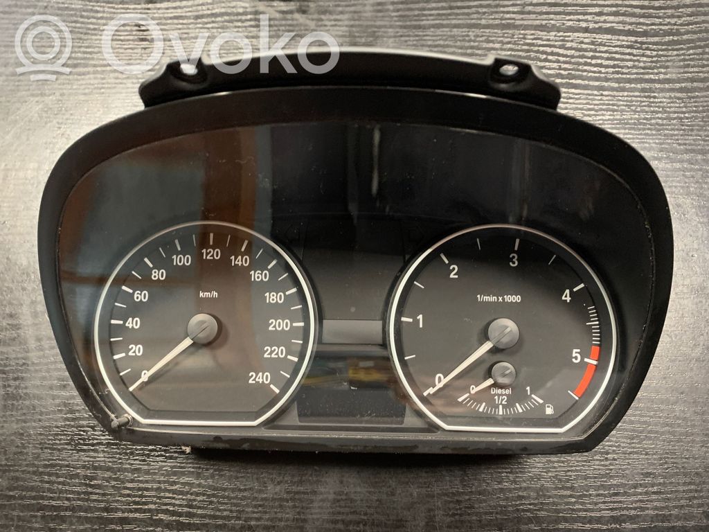BMW 1 E82 E88 Speedometer (instrument cluster) 