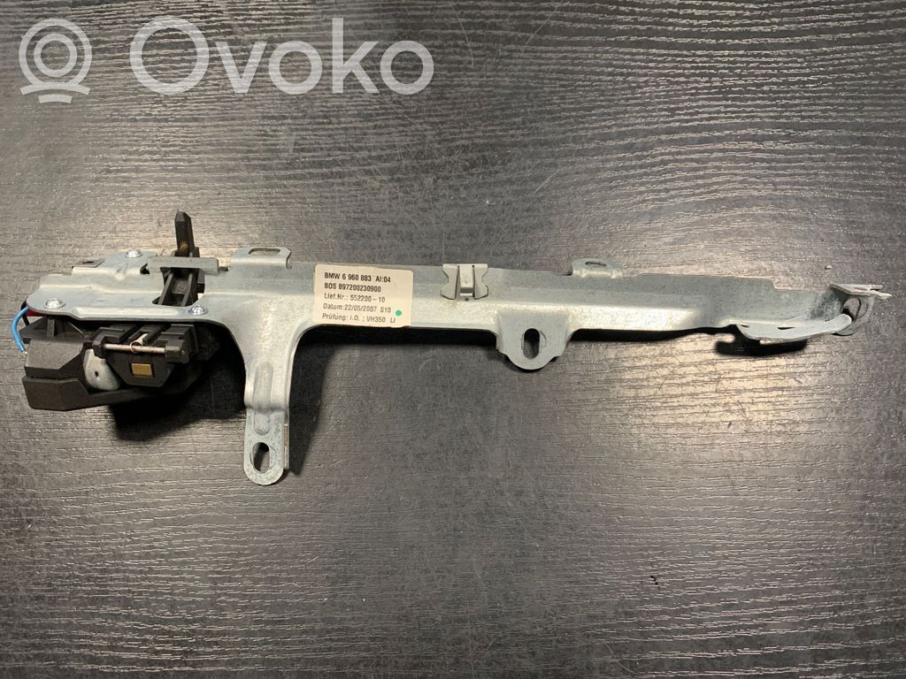 BMW 5 E60 E61 Parcel shelf load cover mount bracket 