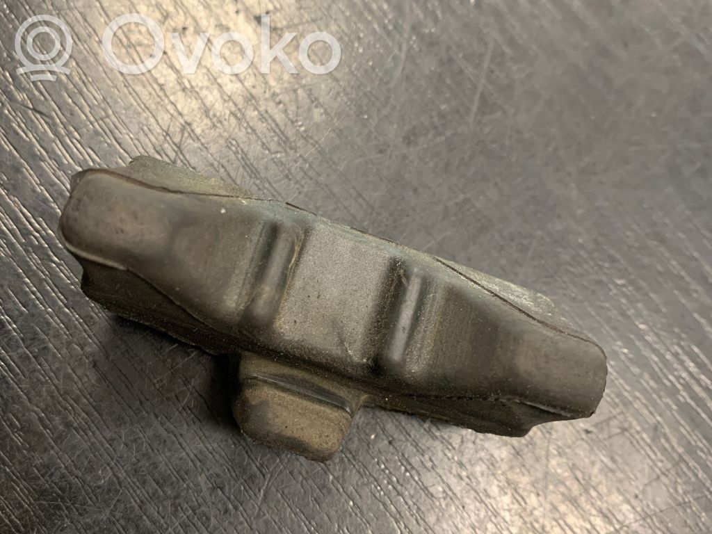 BMW 5 E60 E61 Radiator mount bracket 