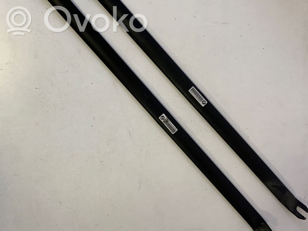 BMW X1 E84 Muu moottoritilan osa 
