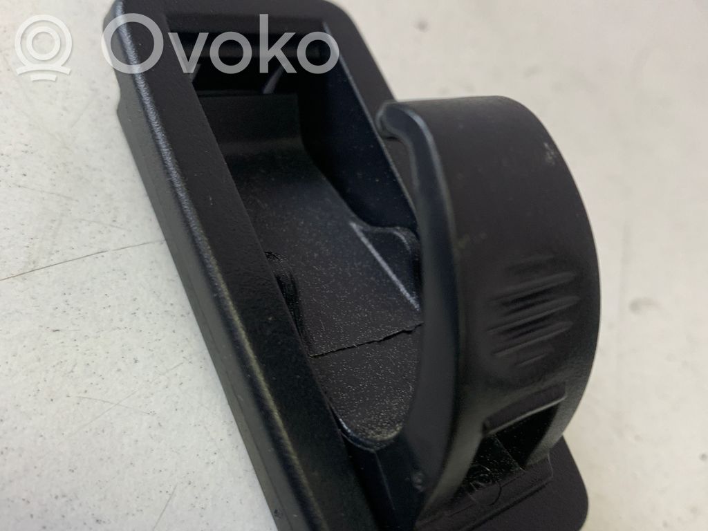 BMW 2 F46 Otros elementos de revestimiento del maletero/compartimento de carga 