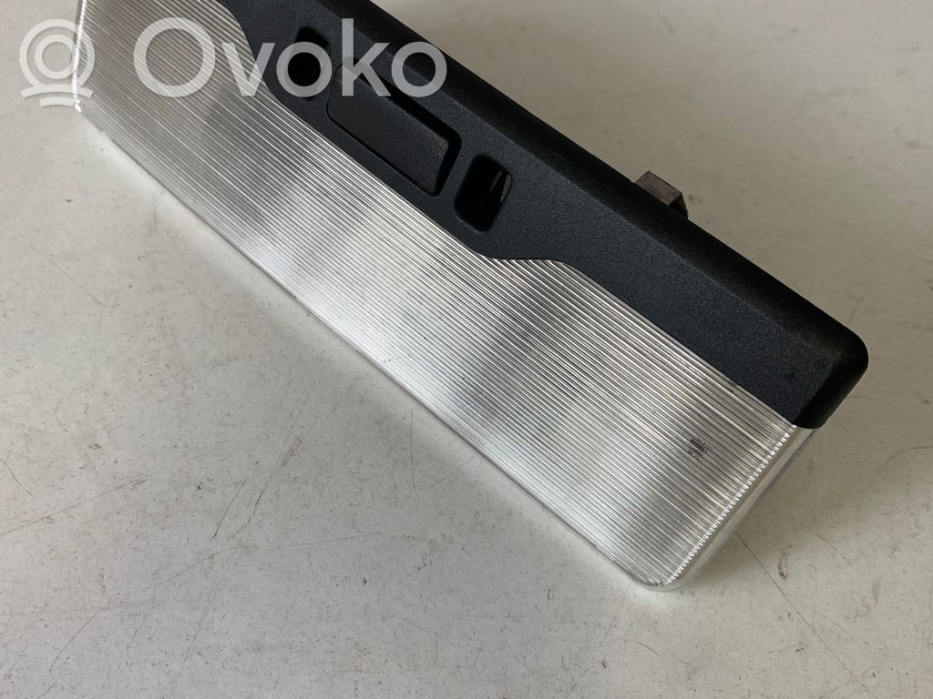 BMW 3 E46 Etuistuimen valo 