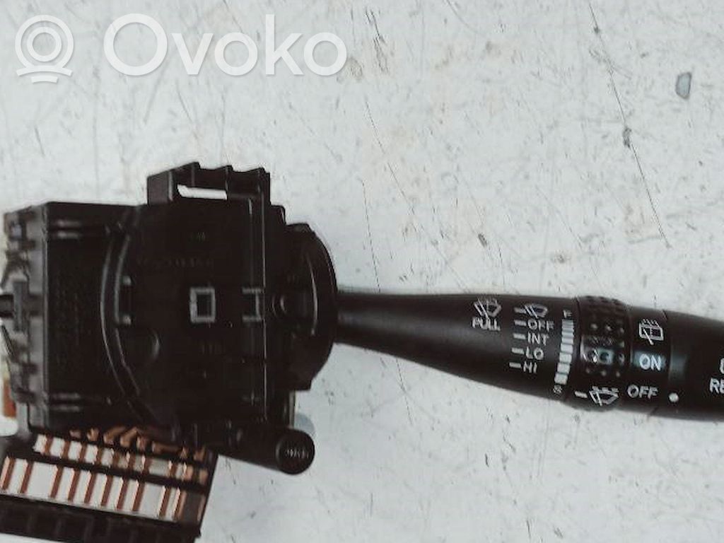 Tailgate/trunk/boot open switch   75733A